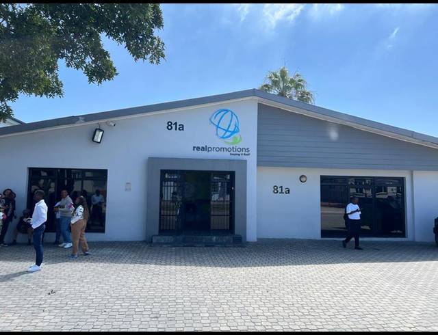 BUSINESS FOR SALE IN NEWTON PARK